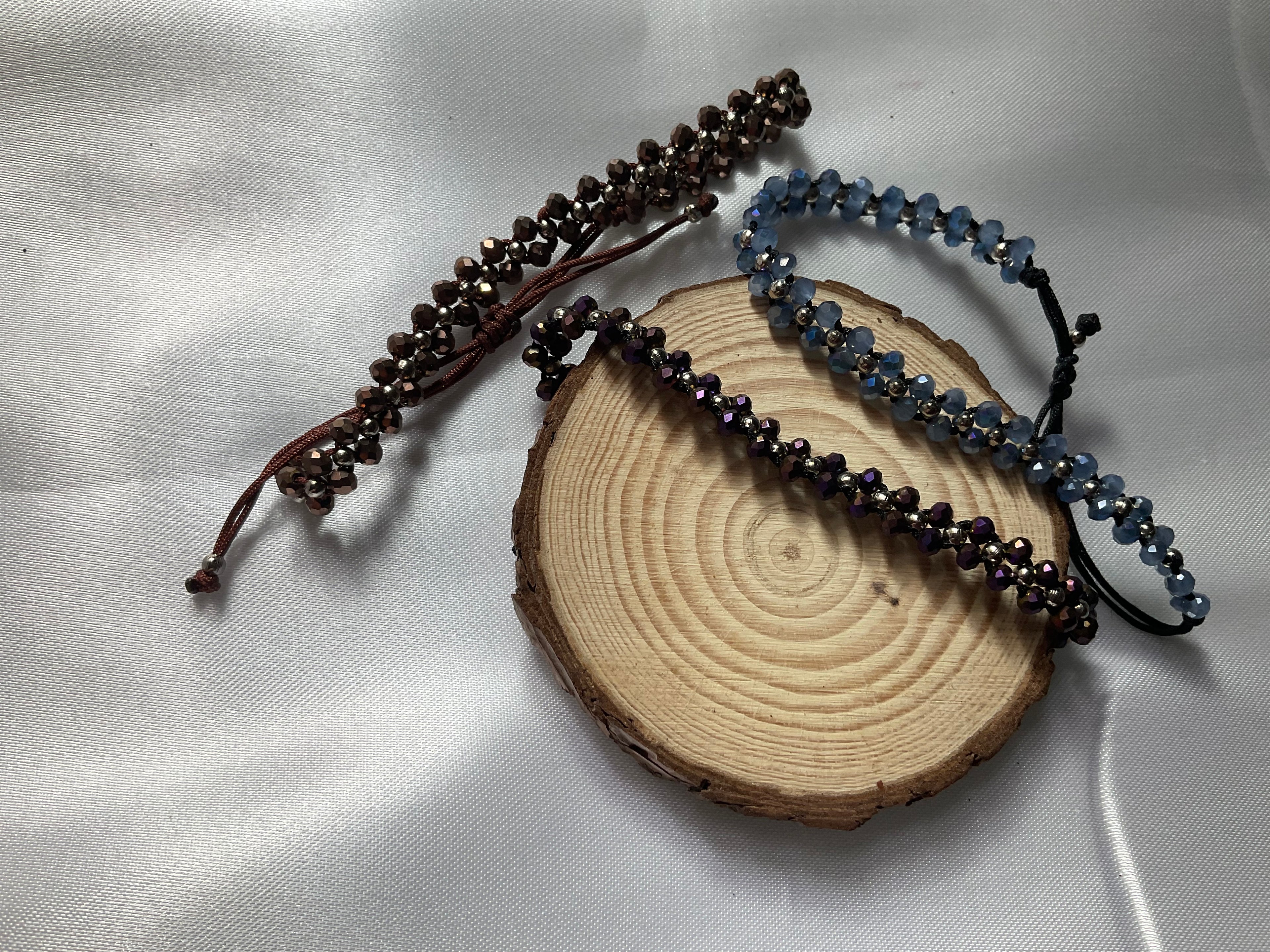 Pulsera trenzada con cristales